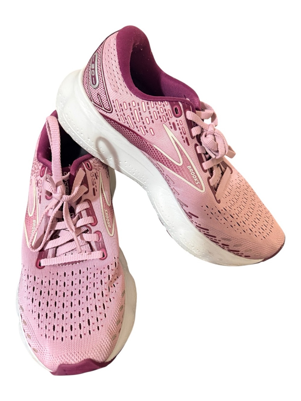 Brooks glycerin 2.0 Pink Running Shoes activewear collegiate girlhoodcore cozy